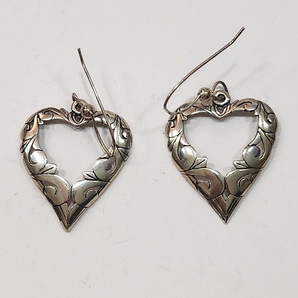 NWT Vintage Jezlaine Large Sterling Silver Open Filigree Dangle Heart Earrings - Picture 2 of 5